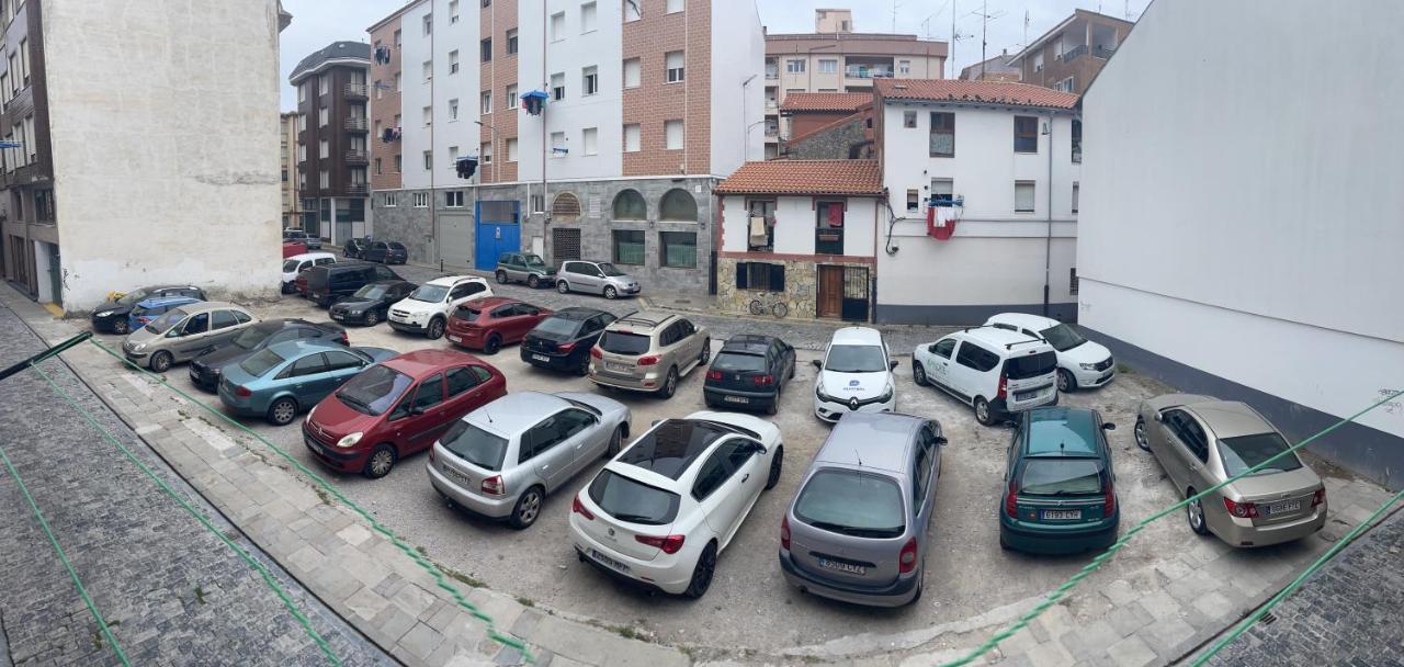 Appartamento En El Centro De 2 Hab. Y 2 Banos.