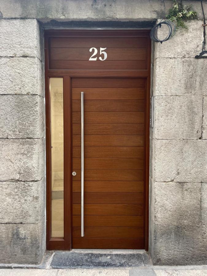 Apartment En El Centro De 2 Hab. Y 2 Banos. Castro Urdiales